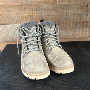 Toms men’s boots